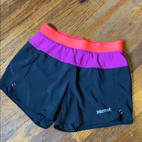 Marmot Pants - Marmot women’s shorts, built- in spandex under